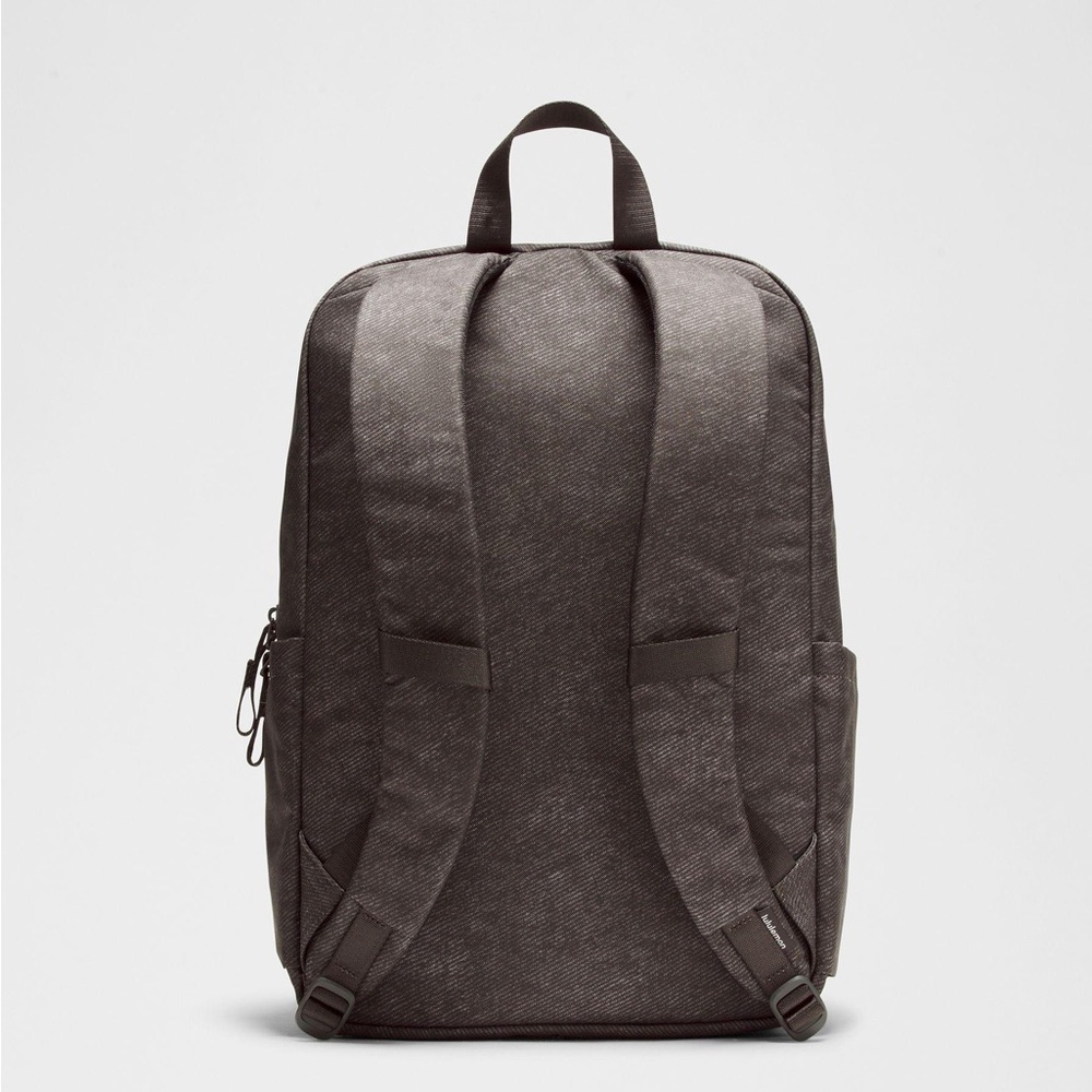 NWT Lululemon Everywhere Backpack Tech Canvas 22L OCNA - Picture 3 of 8